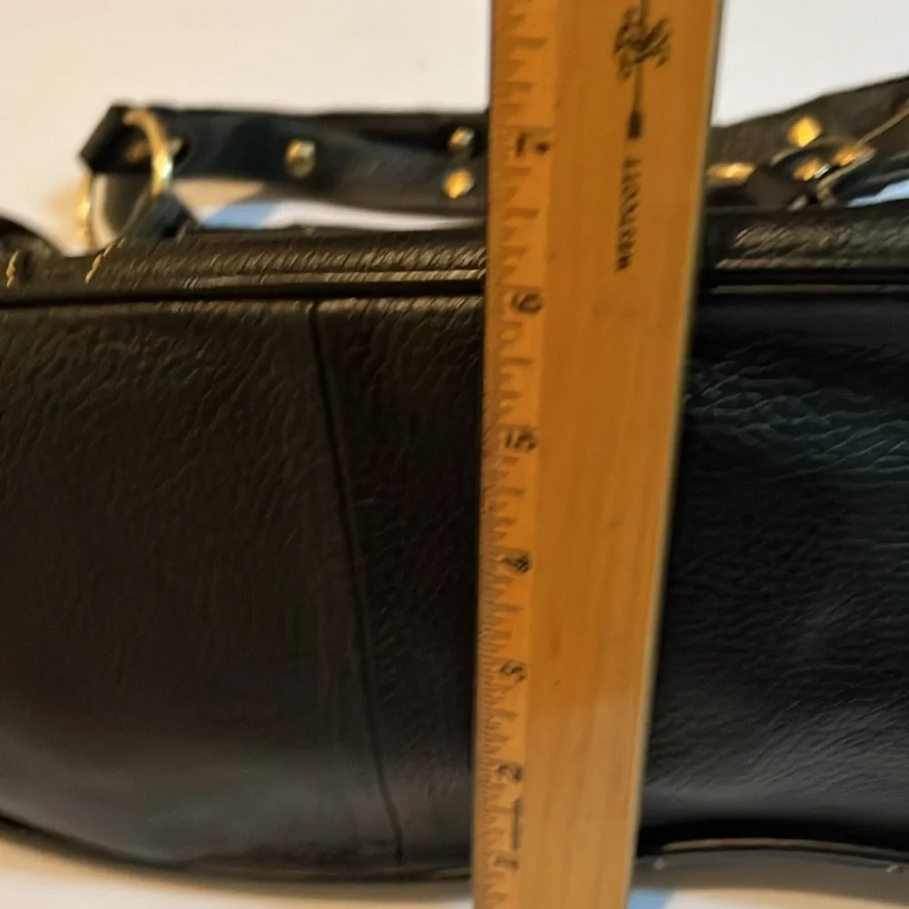 Maxx New York size medium large black leather brass detail perfect lining